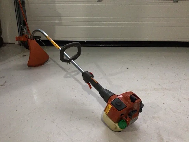 Husqvarna 322c bosmaaier - afbeelding 2 van  5