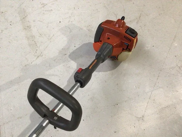 Husqvarna 322c bosmaaier - afbeelding 4 van  5