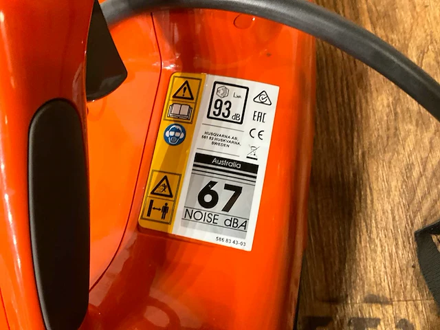 Husqvarna 536lib bladblazer 2016 + rugbatterij bli550 2021 + rugharnas - afbeelding 2 van  16