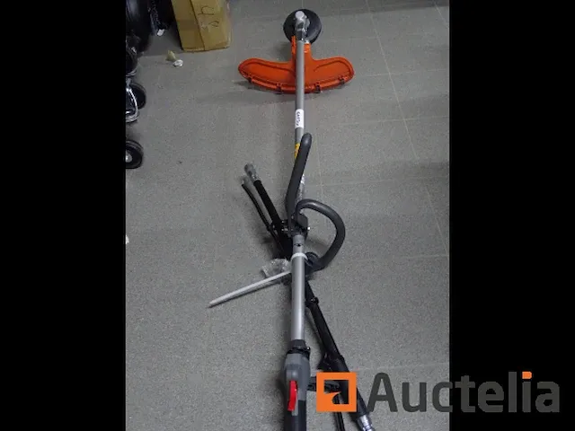 Husqvarna 553 rbx bosmaaier kop - afbeelding 3 van  7