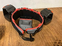 Husqvarna battery belt inclusief 2x batterij 40-b220x li-ion - afbeelding 7 van  10