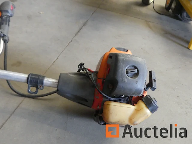 Husqvarna benzine bosmaaier - afbeelding 5 van  9
