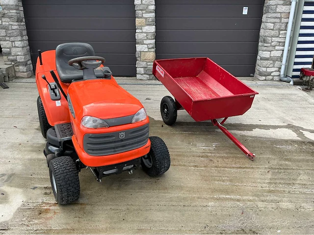 Husqvarna cth151 grasmaaier van het tractortype - afbeelding 1 van  13
