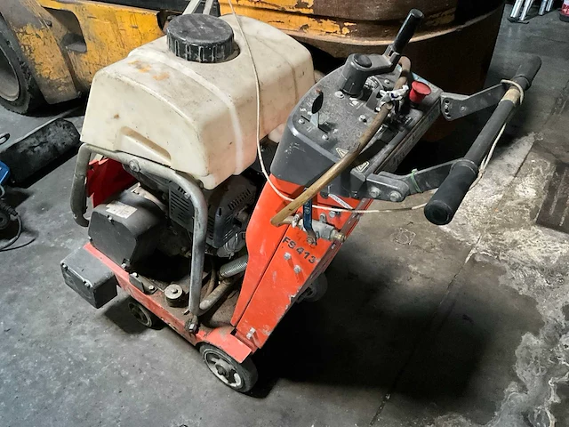 Husqvarna fs413 vloerzaagmachine - afbeelding 3 van  6