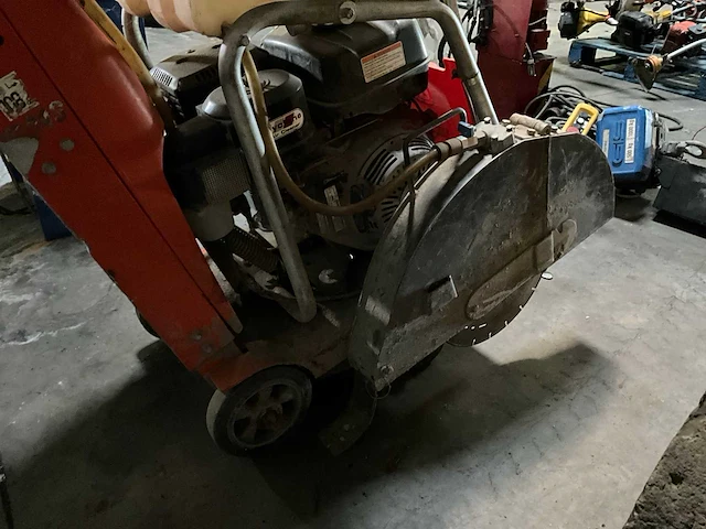 Husqvarna fs413 vloerzaagmachine - afbeelding 6 van  6