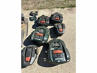 Husqvarna + gardena - divers - robot lawn mower - afbeelding 8 van  10