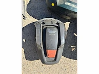 Husqvarna + gardena - divers - robot lawn mower - afbeelding 9 van  10