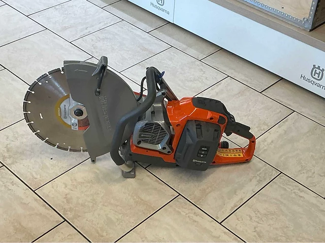 Husqvarna k1 pace 14” k1 pace b750 x accu doorslijper - afbeelding 8 van  15