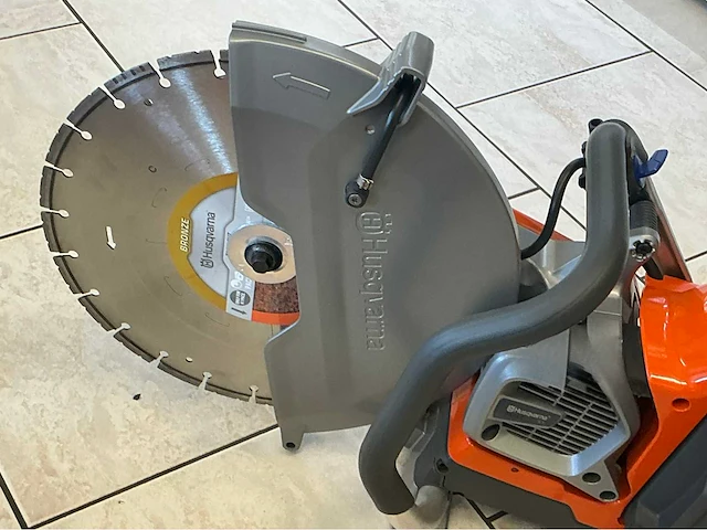 Husqvarna k1 pace 14” k1 pace b750 x accu doorslijper - afbeelding 15 van  15