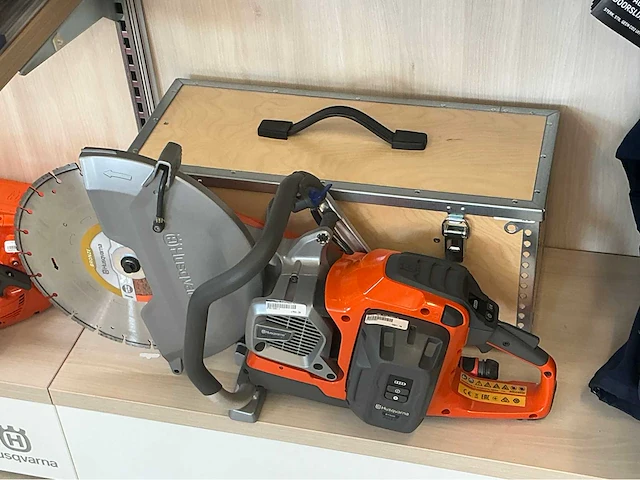 Husqvarna k1 pace 14” k1 pace b750 x accu doorslijper - afbeelding 1 van  15