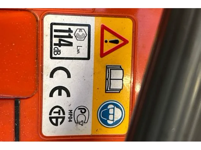 Husqvarna kettingzaag - afbeelding 7 van  7