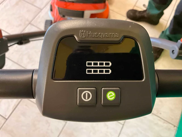Husqvarna lb548i accu grasmaaier mulcher - afbeelding 8 van  11