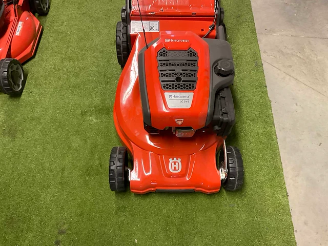 Husqvarna lc247 grasmaaier - afbeelding 7 van  11