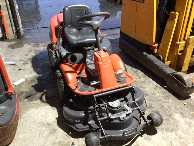 Husqvarna r16c zitmaaier - afbeelding 1 van  7