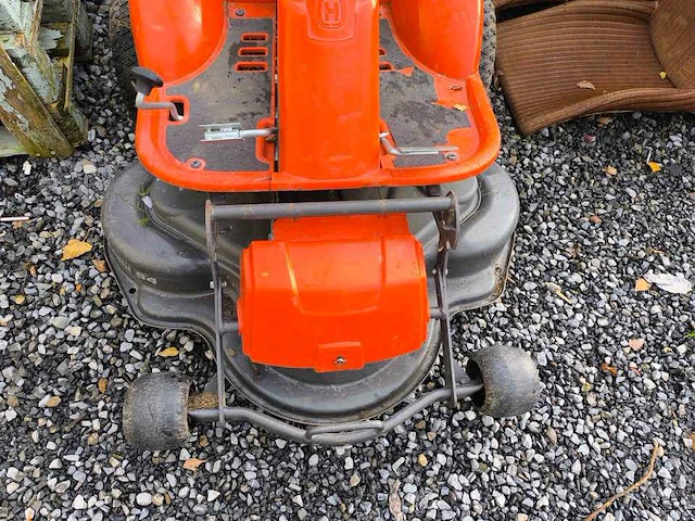 Husqvarna r16c zitmaaier - afbeelding 2 van  7