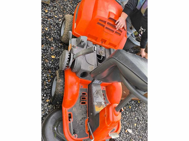 Husqvarna r16c zitmaaier - afbeelding 4 van  7