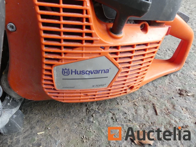 Husqvarna thermische motorvloerkettingzaag - afbeelding 1 van  7