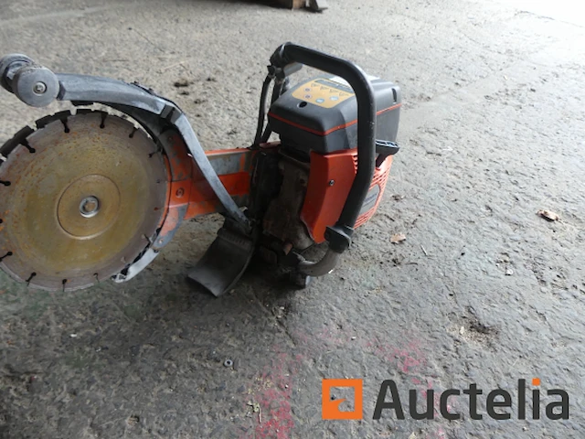 Husqvarna thermische motorvloerkettingzaag - afbeelding 3 van  7