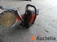 Husqvarna thermische motorvloerkettingzaag - afbeelding 3 van  7