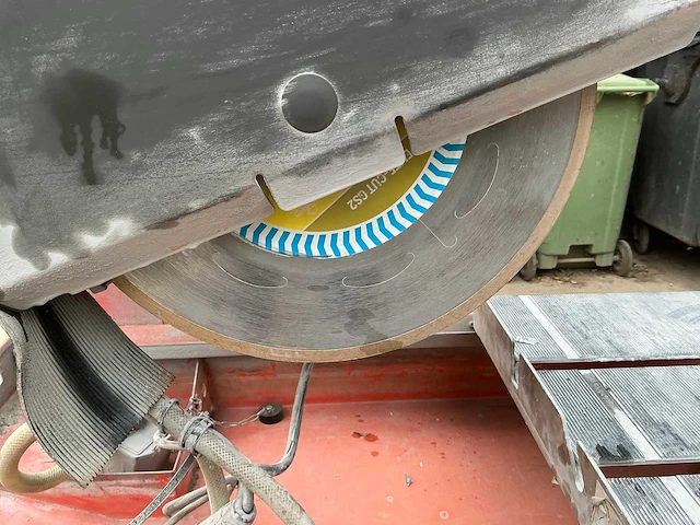 Husqvarna ts350e wateraangedreven snijtafel - afbeelding 4 van  14