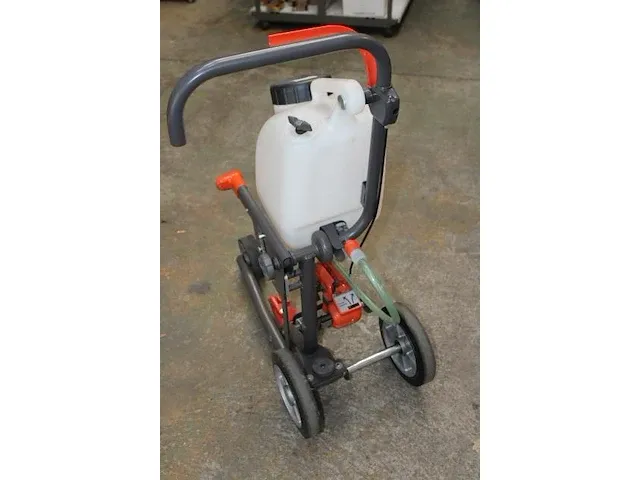 'husqvarna zaagtrolley kv750 (met watertank) - afbeelding 3 van  4