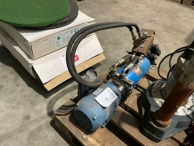 Hydraulisch pomp - afbeelding 3 van  4