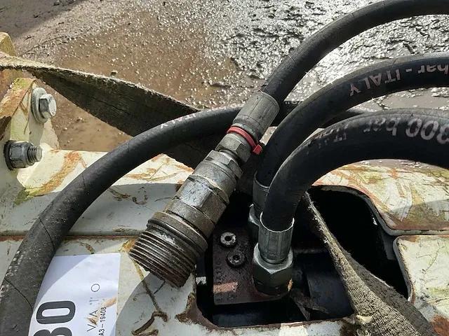 Hydraulische betonbreker - afbeelding 6 van  7