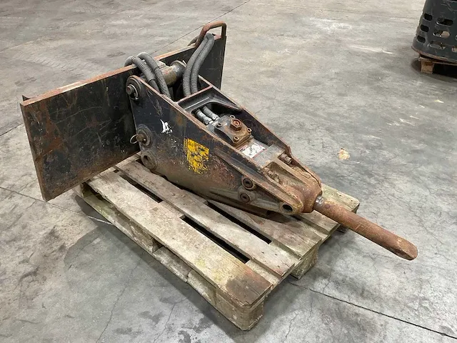 Hydraulische breekhamer voor schranklader - afbeelding 3 van  7