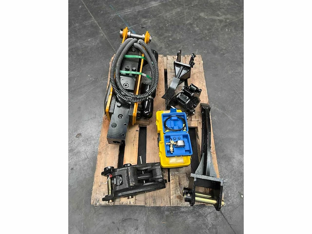 Hydraulische breekhamer - afbeelding 26 van  36