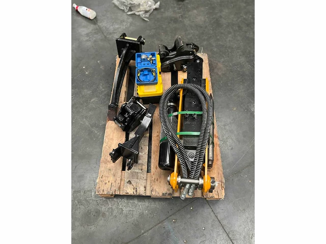 Hydraulische breekhamer - afbeelding 30 van  36