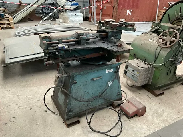 Hydraulische buigmachine voor buisstaal - afbeelding 5 van  6