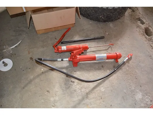 Hydraulische gloeibougie verwijder set hbm, uitdeukset hbm 10 ton - afbeelding 7 van  7