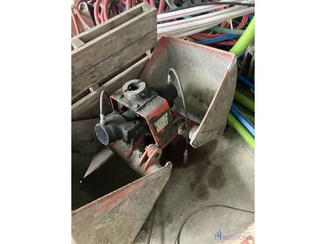 Hydraulische grijper voor kraan palfinger - afbeelding 3 van  3