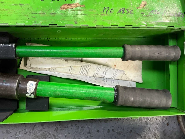 Hydraulische kabelschaar - afbeelding 3 van  3