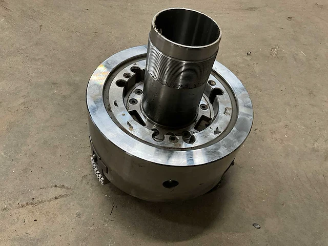 Hydraulische klauwplaat diam 210/ gat 66 mm - afbeelding 5 van  6