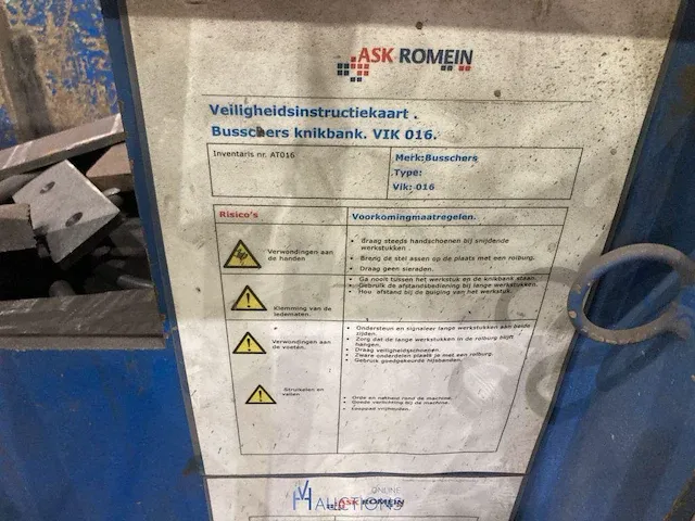 Hydraulische knikbank busschers - afbeelding 7 van  8