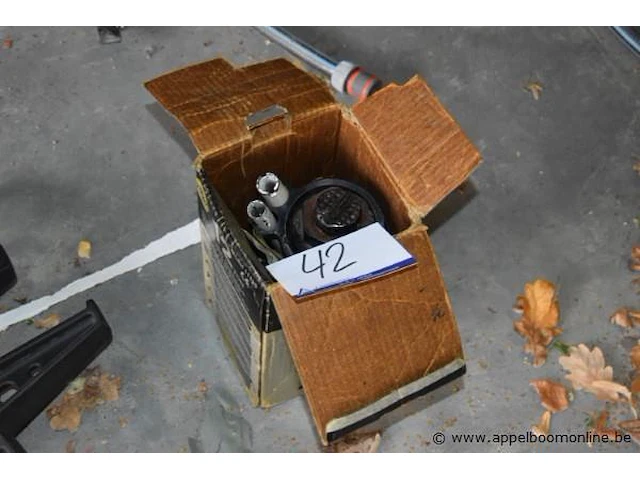 Hydraulische krik 12 ton - afbeelding 1 van  2