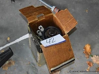 Hydraulische krik 12 ton - afbeelding 1 van  2