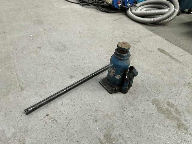 Hydraulische krik - afbeelding 1 van  2