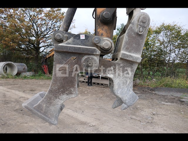 Hydraulische mulchklem voor bb900 machine - afbeelding 1 van  9