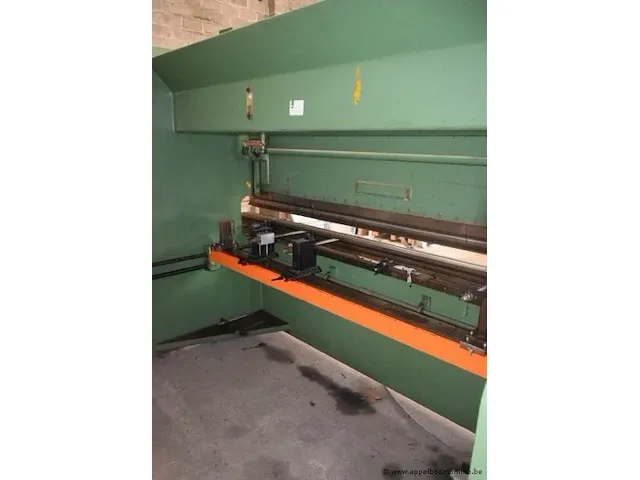 Hydraulische pers haco ppb 30135, bj 1985 - afbeelding 4 van  7