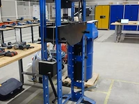 Hydraulische pers metallkraft - afbeelding 3 van  6
