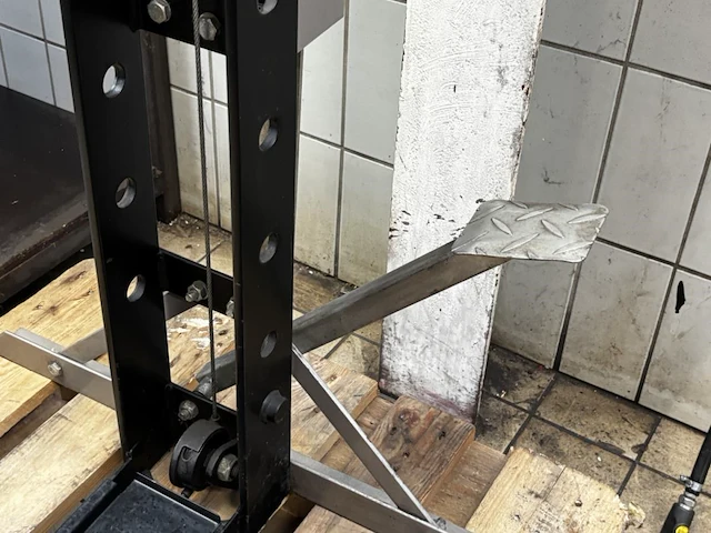 Hydraulische pers rodcraft wp30p - afbeelding 9 van  10