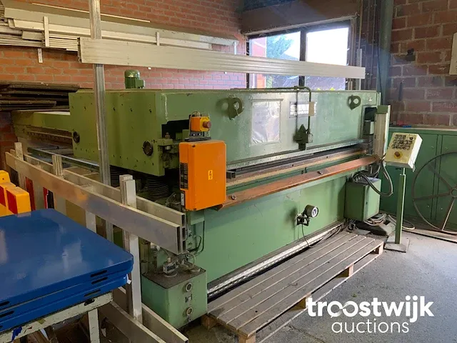 Hydraulische pers - afbeelding 1 van  11