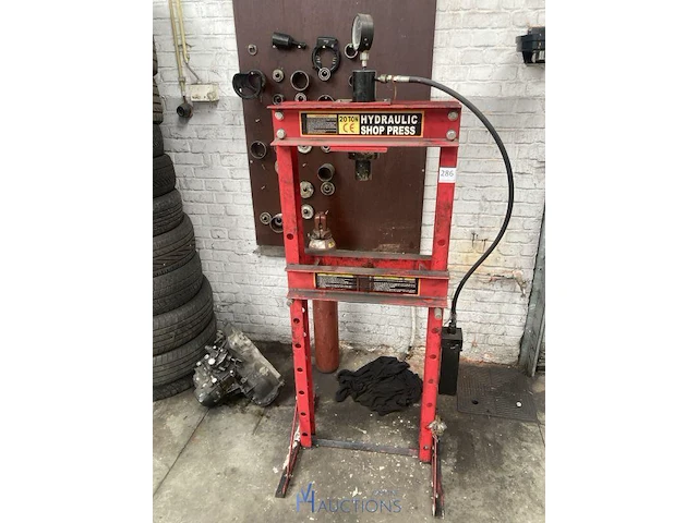 Hydraulische pers - afbeelding 1 van  5