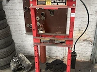 Hydraulische pers