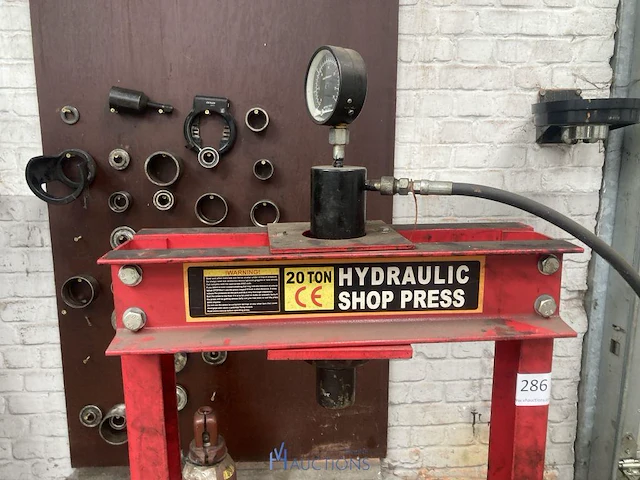 Hydraulische pers - afbeelding 3 van  5