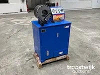 Hydraulische slangen pers