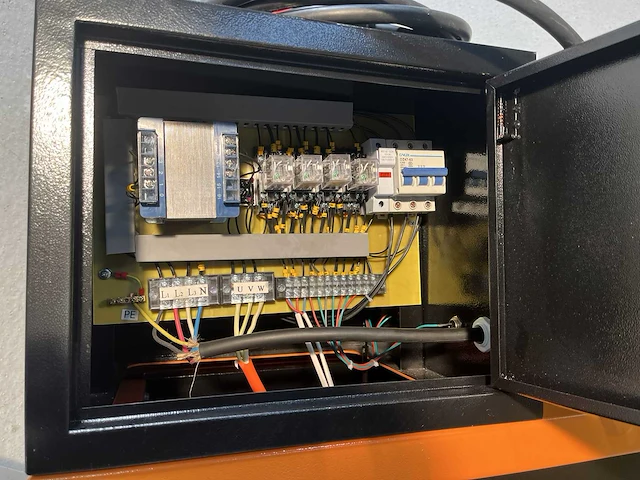 Hydraulische slangenpers - afbeelding 10 van  21