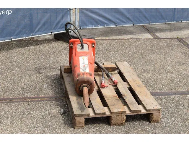 Hydraulische sloophamer sandvik 355 - afbeelding 1 van  1